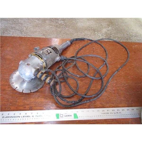 Black & Decker 7" angle grinder