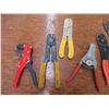 Image 2 : wire stripper tools