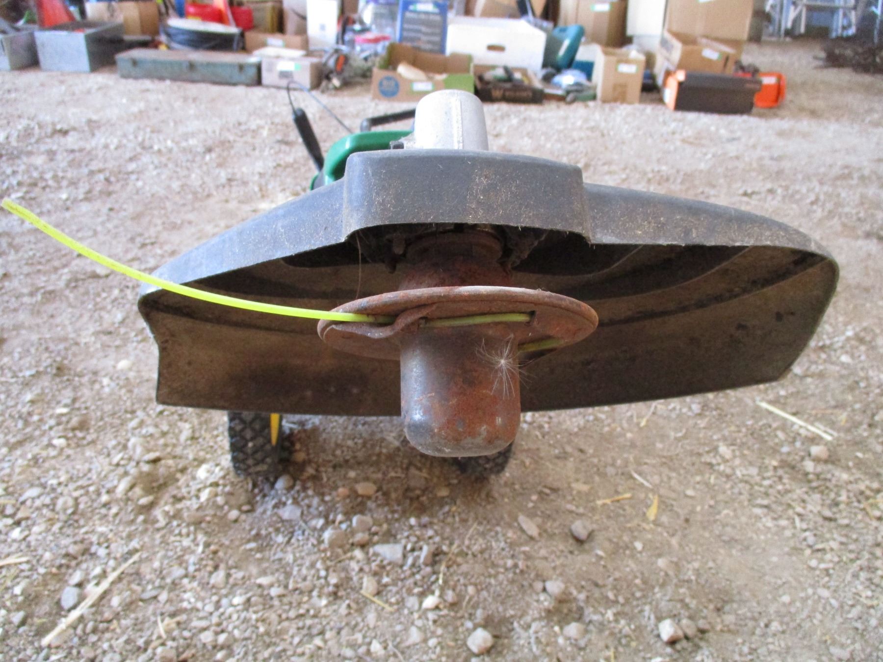 Wheel trimmer weed eater WT3100