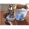 Image 2 : Submersible dirty water pump - new 5" 1 HP