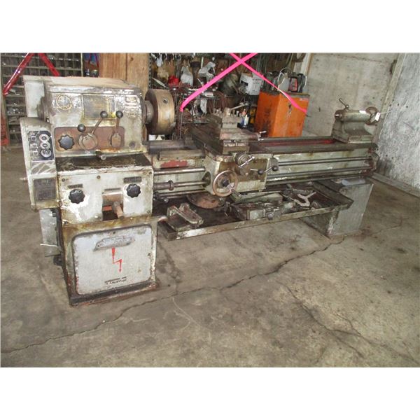 AFM lathe (made in poland) - 9ft long - 3 jaw + 4 jaw heads