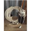 Image 1 : White hose with chain, sand blaster