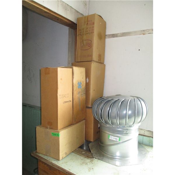 Tractor filters with whirlybird vent