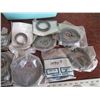 Image 3 : seal kits, bearings