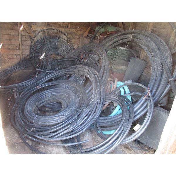 lot - black hose, 1 1/2 1/4 3/4 various with shingles