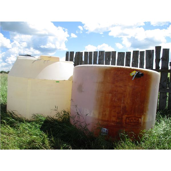 (2) tanks - one crack on top sold together with valve