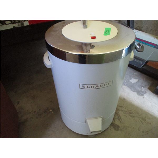 Scharpf clothes spinner