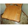 Image 11 : (7) chairs + dining room table (2 leafs) - 8ft long