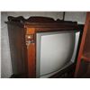 Image 2 : vintage RCA cabinet TV