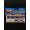 Image 8 : Hot Wheels Lot (Gift pack, Collection Book, Semi Truck, etc)