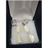 Image 2 : Elegant Natural Pearl Dangle Earrings