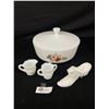 Image 1 : Cream and Sugar + 3.5 Quart Bowl with Lid