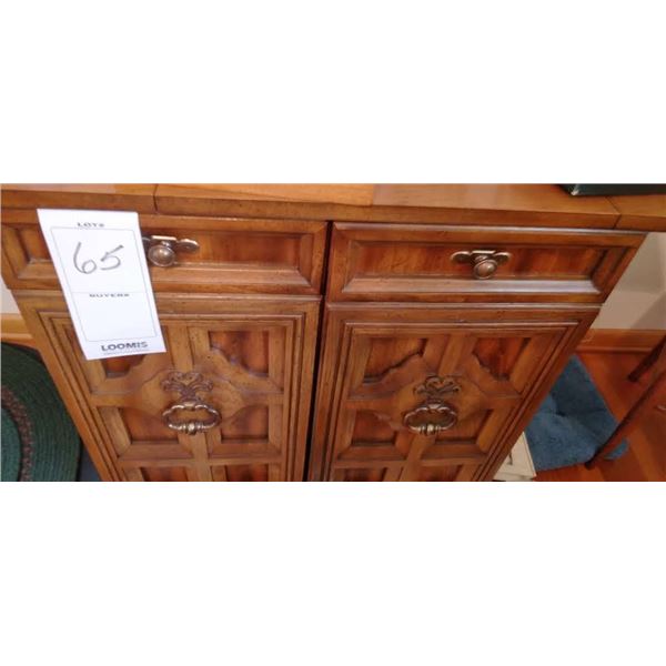 SINGER SEWING MACHINE IN MAHOGANY CABINET W/ CONTENTS