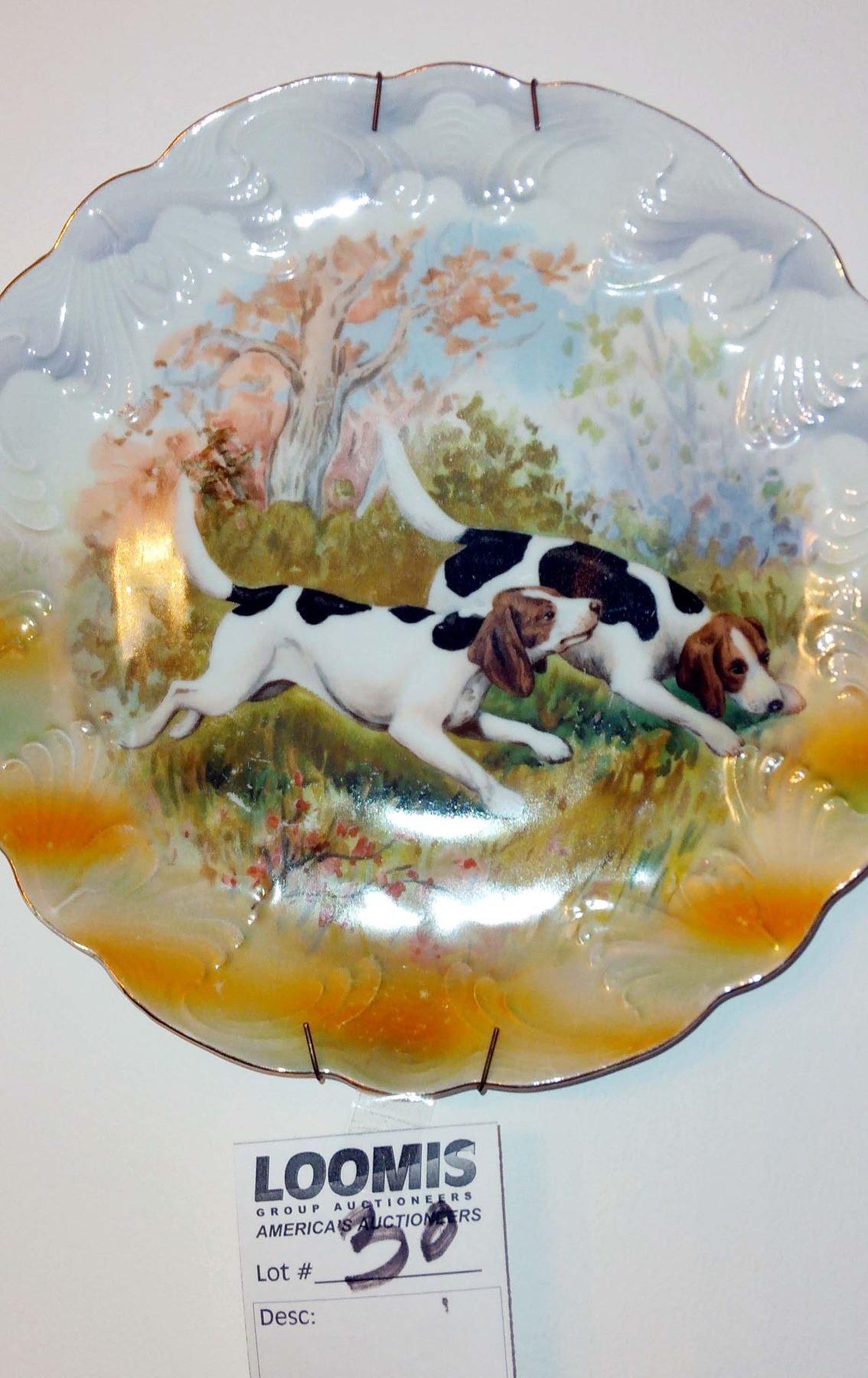 IMPERIAL CROWN HUNTING DOGS PLATE, SIGNED BY THE ARTIST R.K. BECK