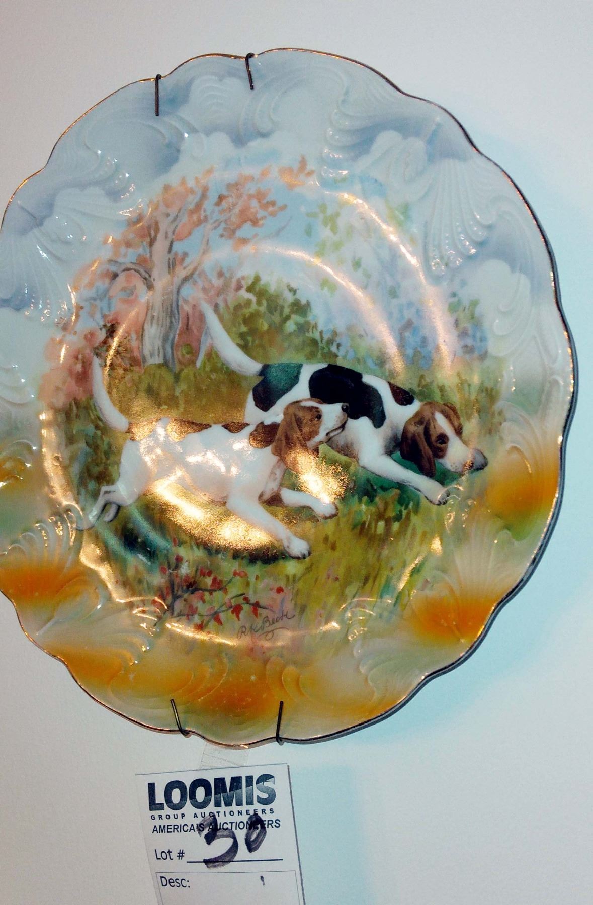IMPERIAL CROWN HUNTING DOGS PLATE, SIGNED BY THE ARTIST R.K. BECK