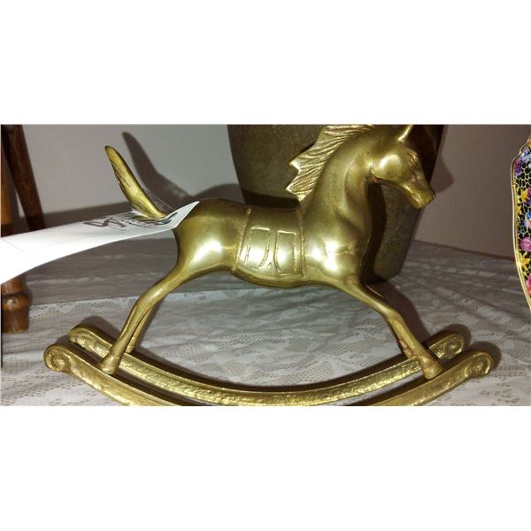 BUNDLE BRASS ROCKING HORSE, RESIN RICKSHAW, REPUBLIC STEEL BELT BUCKLE, CUFFLINKS, WATCHES, LIGHTERS