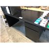 Image 1 : BLACK 56" SINGLE PEDESTAL DESK