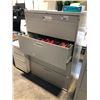 Image 2 : GREY 4 DRAWER LATERAL FILE CABINET