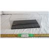 Image 1 : (1) 13.5" Long Plastic display case