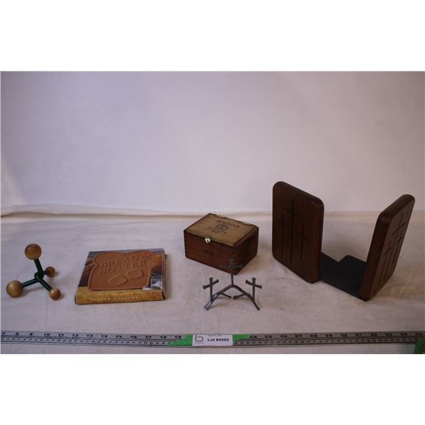 Assorted Decor Items