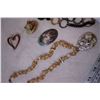 Image 4 : (10) Costume Jewellery