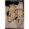 Image 2 : *Goalie Pads w/ Practice Jerseys(White & Black, Socks (home&Away)