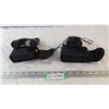 Image 1 : Pair of Bushnell Binoculars