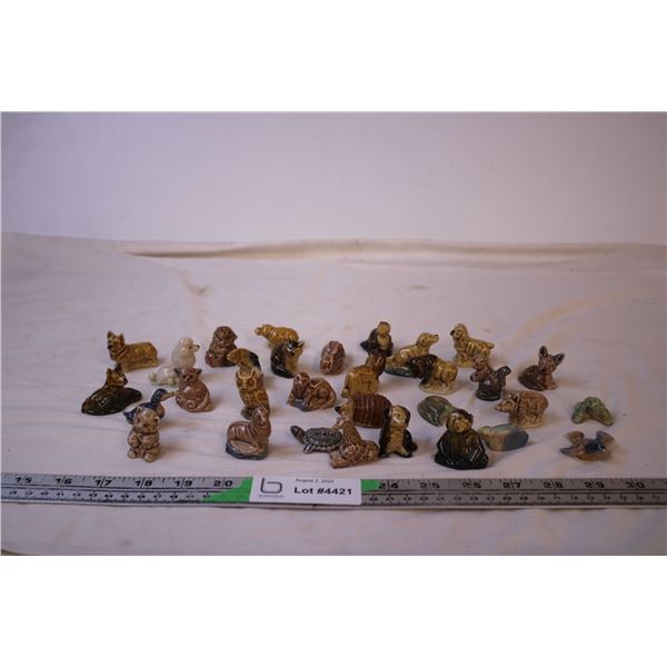 (32) Wade Animal Figurines (Set Only missing Butterfly)