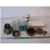 Image 1 : (7) Glass Insulators, lamp base, misc trinkets