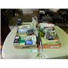 Image 1 : Gloves, Light Bulbs, Misc