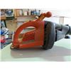 Image 3 : Black and Decker Leaf Blower-electric-runs