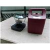 Image 1 : Coleman Propane Lantern with Case