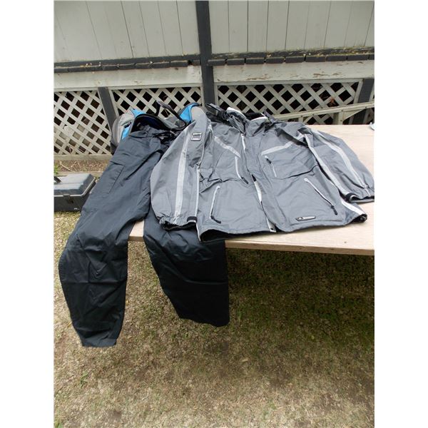 Wetskins Rain Gear-size L