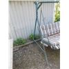 Image 7 : Patio Swing