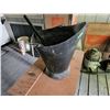 Image 2 : Coal Pail with Shovel