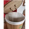 Image 2 : Wicker Laundry Hamper - 24" tall