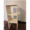 Image 2 : Shelf