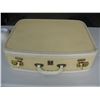 Image 2 : SMALL SUITCASE WITH METAL TOYS