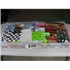 Image 2 : RUBBERMAID CONTAINER  32 x 14 x 5  - LARGE LOT OF GIFT BAGS AND GIFT WRAP