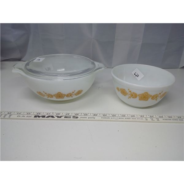 Vintage Pyrex Cinderella Butterfly Gold 443 and Pyrex 402 Butterfly Gold Bowl