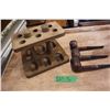 Image 1 : 3 tabacco pipes w/ stand.
