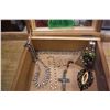 Image 2 : wood box w/ jewlery.