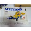 Image 3 : Meccano Pieces w/ Book