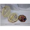 Image 1 : Vintage Sewing Basket w/ Contents