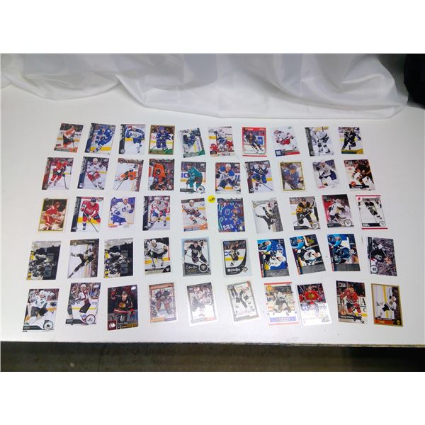 Lot of 50 Assorted Hockey Cards