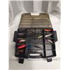 Image 6 : (2) Fishing Rod-Reels Daiwa, Zebco, 4x4 Fenwick Fish Box Full of Tackle