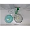 Image 2 : Lot of 4 Pieces of Glassware - Bowls, Candle Stand, and Vase