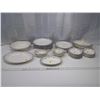 Image 1 : Chinaware Dinner Set