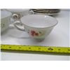 Image 4 : Floral China Dinner Set - Plates, Saucers, Bowls, and Cups