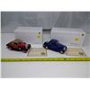 1464  2 Model Chevy Cars  1931 Chevy Sports Cabriolet and 1933 Chevy 2 Passenger 5 Window Coupe (1:32)